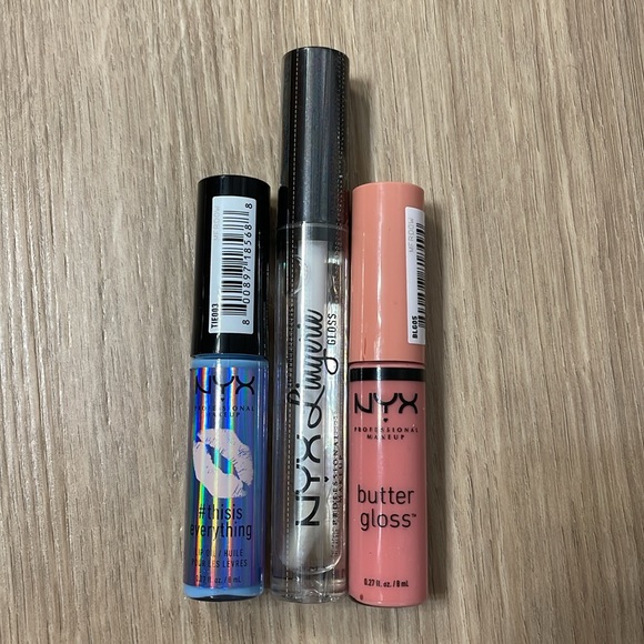 🆕 New! Lot of 10 Lip Gloss/Color 💄 | NYX, Tarte, Revlon, Covergirl, Ulta, + - Picture 2 of 10